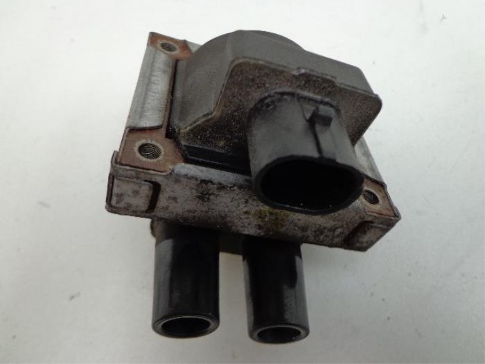 Begagnade Tändspole Fiat Panda (169) 1.2 Fire Pris € 20,00 Marginaltabell erbjuds av Autobedrijf Broekhuis B.V.