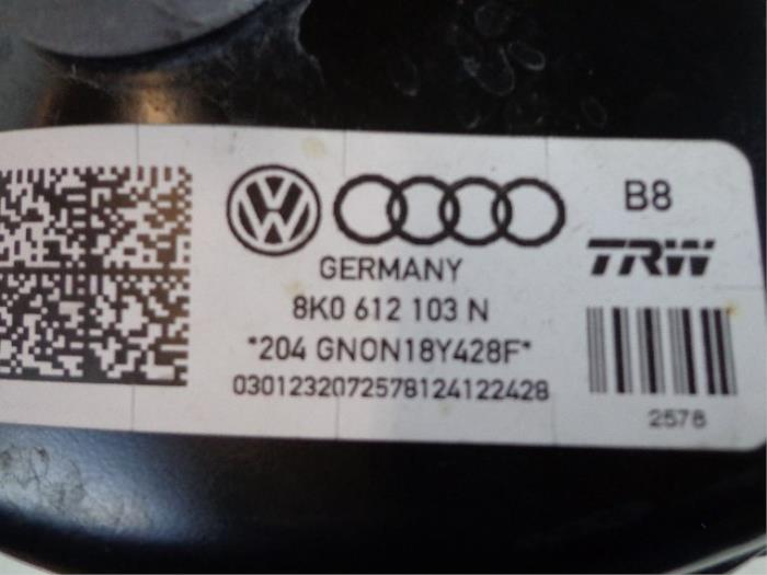 Servo frein d'un Audi A5 Sportback (8TA) 3.0 TDI V6 24V 2012