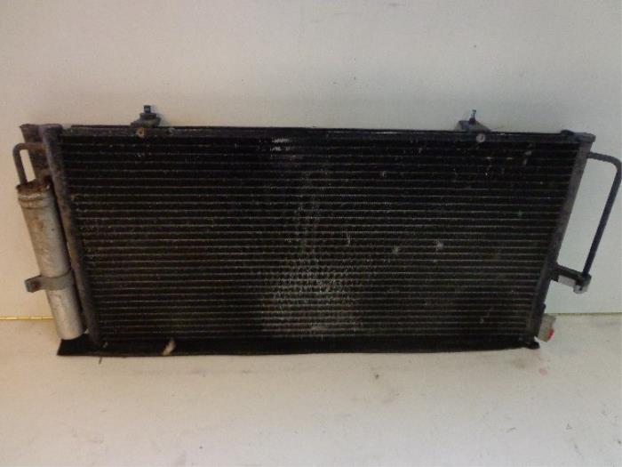 Usagé Radiateur clim Subaru Impreza II Plus AWD restyling (GG) Prix € 30,00 Règlement à la marge proposé par Autobedrijf Broekhuis B.V.