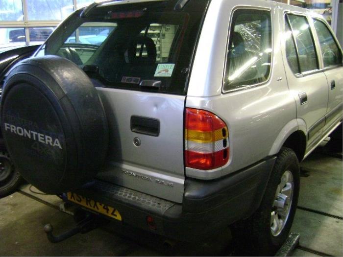 Używane Tylna klapa Opel Frontera (6B) 2.2i 16V Wagon Cena € 100,00 Procedura marży oferowane przez Autobedrijf Broekhuis B.V.
