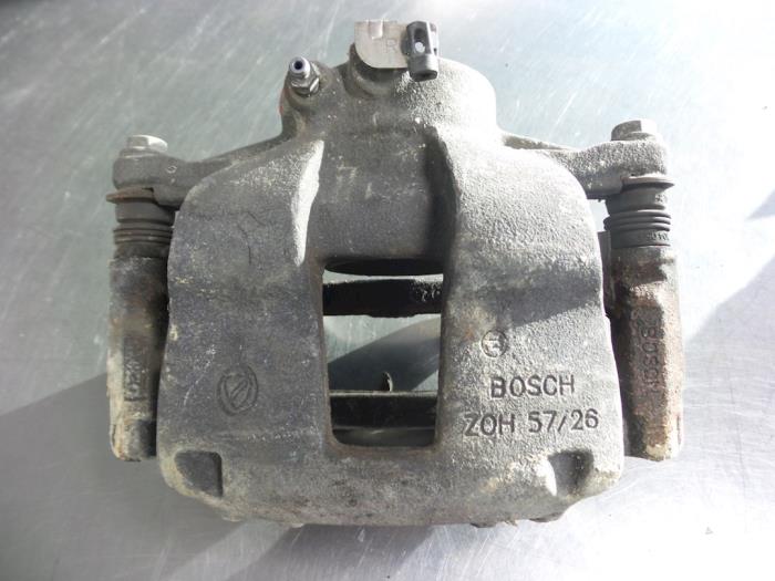 Gebrauchte Bremszange rechts vorne Alfa Romeo MiTo (955) 1.3 JTDm 16V Preis € 15,00 Margenregelung angeboten von Autobedrijf Broekhuis B.V.