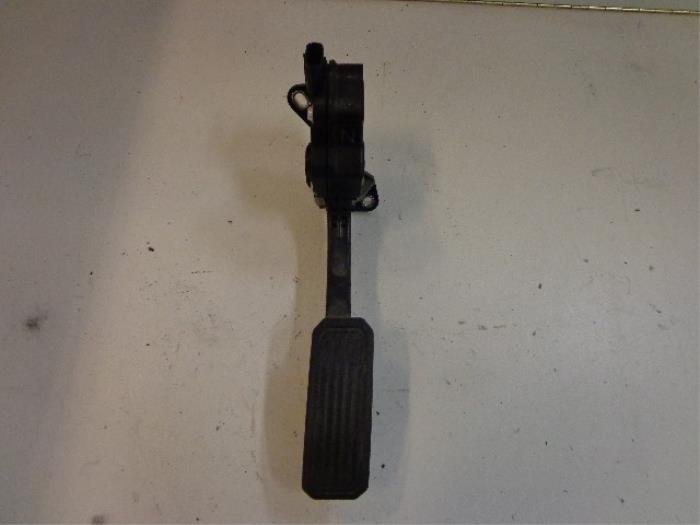 Begagnade Gaspedal Toyota Prius (ZVW3) 1.8 16V Pris € 30,00 Marginaltabell erbjuds av Autobedrijf Broekhuis B.V.
