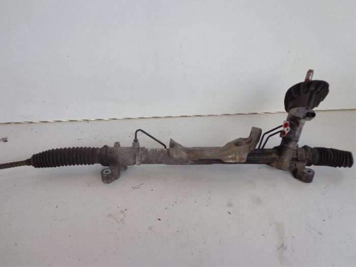 Gebrauchte Lenkgetriebe Servo Ford Focus 2 Wagon 1.6 TDCi 16V 90 Preis € 50,00 Margenregelung angeboten von Autobedrijf Broekhuis B.V.