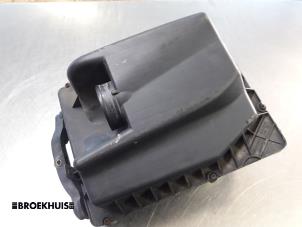Used Air box Opel Astra H (L48) 1.6 16V Twinport Price € 25,00 Margin scheme offered by Autobedrijf Broekhuis B.V.