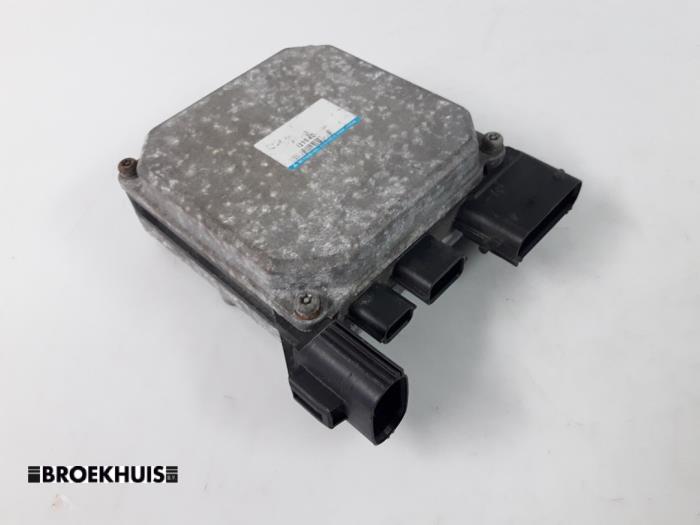 Usagé Ordinateur direction assistée Mazda 6 SportBreak (GH19/GHA9) 2.0 CiDT 16V Prix € 60,00 Règlement à la marge proposé par Autobedrijf Broekhuis B.V.