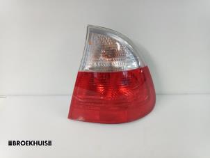 Used Taillight, right BMW 3 serie Touring (E46/3) 318i 16V Price € 12,50 Margin scheme offered by Autobedrijf Broekhuis B.V.