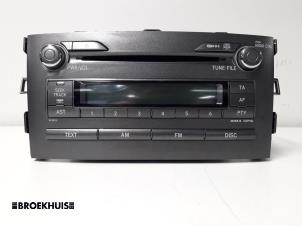 Used Radio CD player Toyota Auris (E15) 2.0 D-4D-F 16V Price € 50,00 Margin scheme offered by Autobedrijf Broekhuis B.V.
