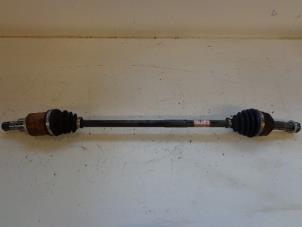 Used Front drive shaft, right Nissan Micra (K13) 1.2 12V Price € 45,00 Margin scheme offered by Autobedrijf Broekhuis B.V.