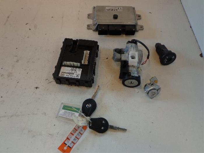 Used Injection computer Nissan Micra (K13) 1.2 12V Price € 125,00 Margin scheme offered by Autobedrijf Broekhuis B.V.