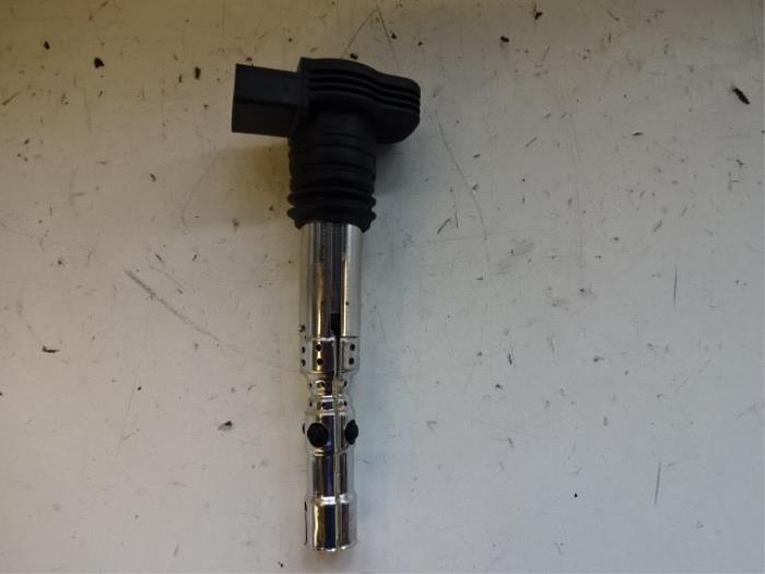 Usagé Bobine Volkswagen Passat Variant (3B6) 1.8 Turbo 20V Prix € 15,00 Règlement à la marge proposé par Autobedrijf Broekhuis B.V.