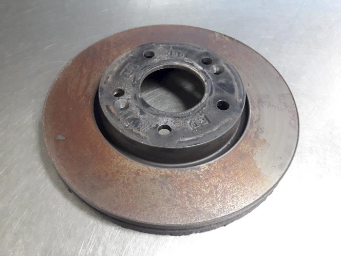 Front brake disc from a Kia Venga 1.4 CVVT 16V 2011