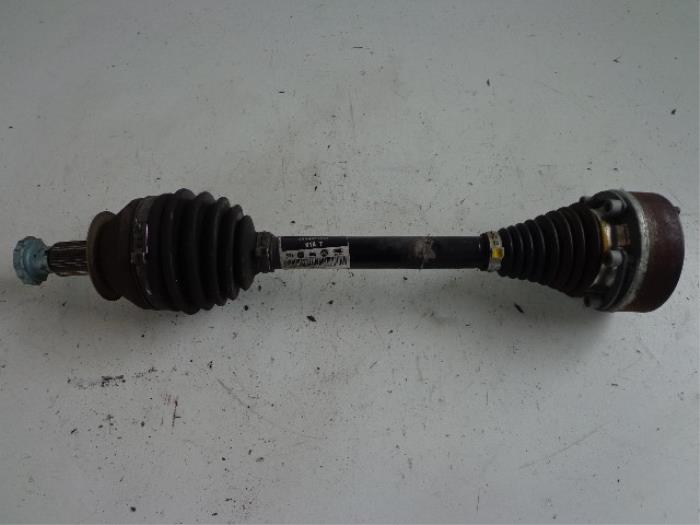 Gebrauchte Antriebswelle links vorne Seat Ibiza IV (6J5) 1.2 TDI Ecomotive Preis € 30,00 Margenregelung angeboten von Autobedrijf Broekhuis B.V.