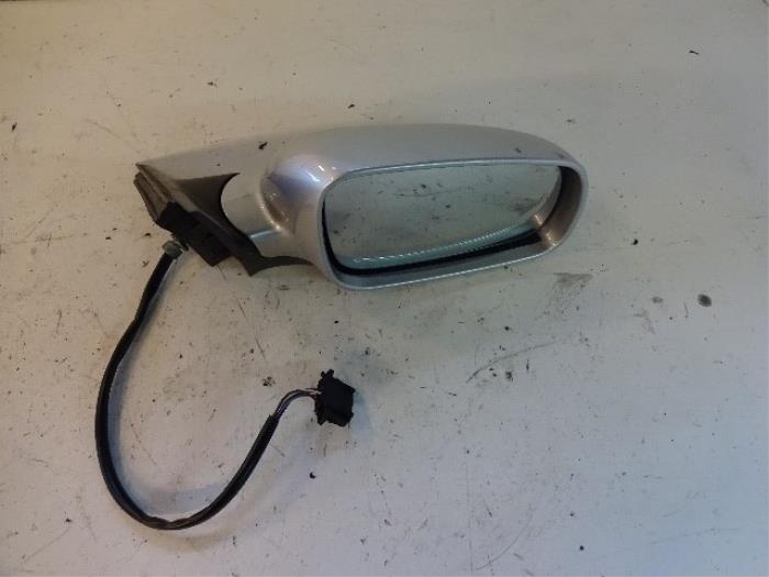 Skoda Superb Wing mirrors, right stock