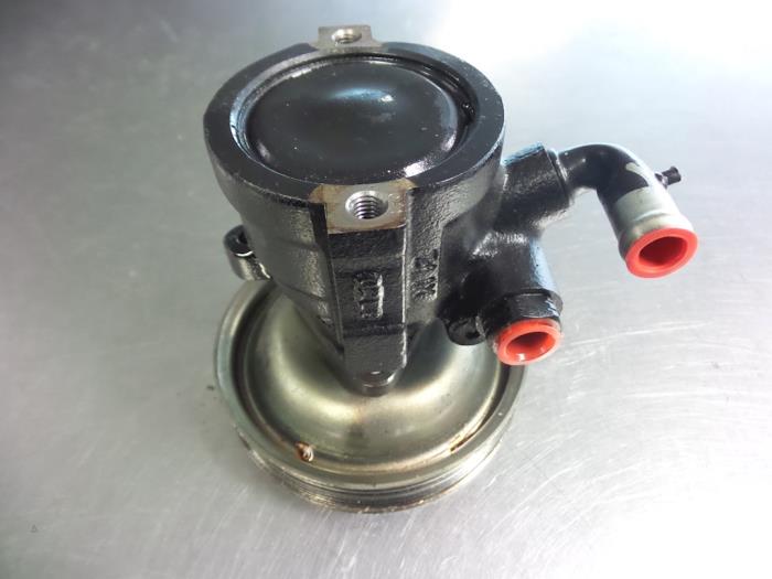 Usagé Pompe de direction Alfa Romeo 147 (937) 1.9 JTDM Prix € 60,00 Règlement à la marge proposé par Autobedrijf Broekhuis B.V.