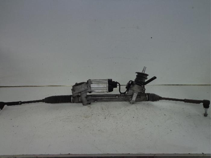 Opel Insignia Power steering boxes stock