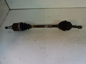 Used Front drive shaft, left Peugeot 207/207+ (WA/WC/WM) 1.4 Price € 25,00 Margin scheme offered by Autobedrijf Broekhuis B.V.