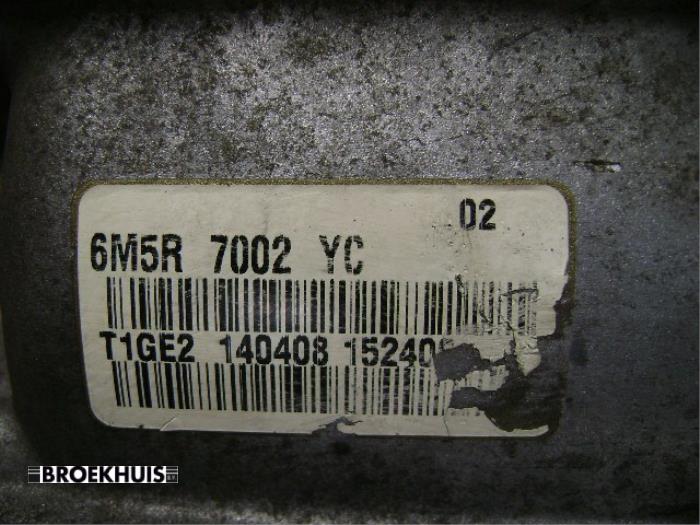 Caja de cambios de un Ford Focus 2 Wagon 1.6 TDCi 16V 90 2008
