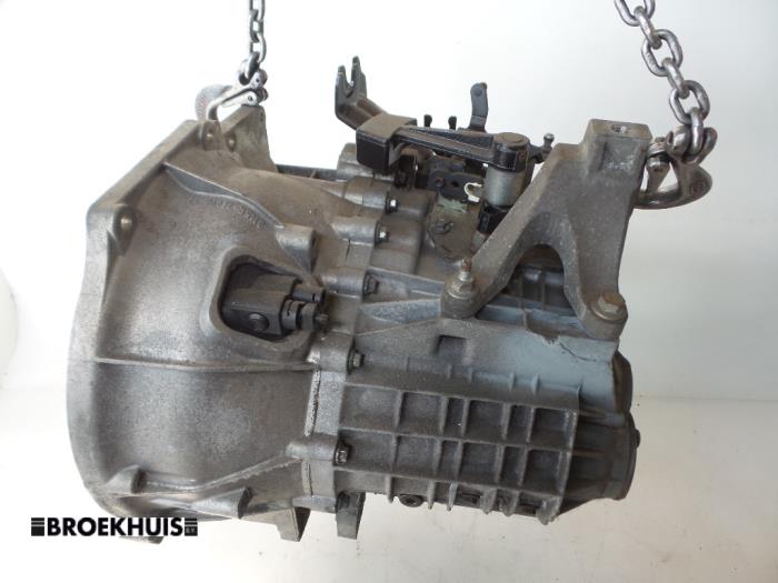 Gearbox from a Ford Focus 2 Wagon 1.6 TDCi 16V 90 2008