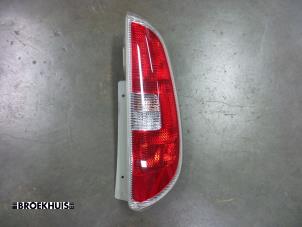 Used Taillight, right Skoda Roomster (5J) 1.4 TDI 70 Price € 27,50 Margin scheme offered by Autobedrijf Broekhuis B.V.