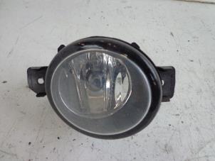 Used Fog light, front right Renault Clio III (BR/CR) 1.5 dCi FAP Price € 25,00 Margin scheme offered by Autobedrijf Broekhuis B.V.