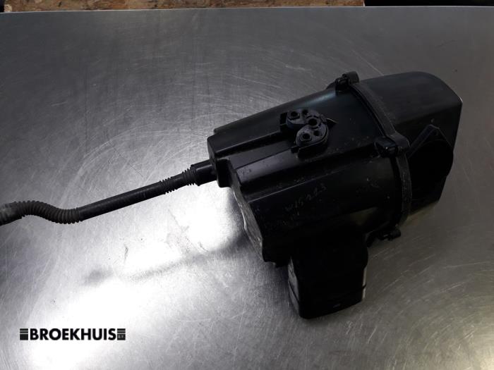 Begagnade Luftfilterhus Volkswagen Polo V (6R) 1.6 TDI 16V 105 Pris € 30,00 Marginaltabell erbjuds av Autobedrijf Broekhuis B.V.