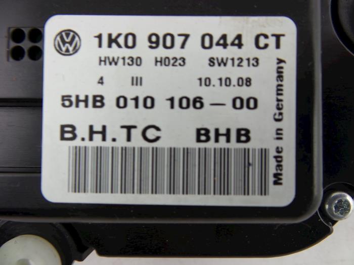 Panel sterowania nagrzewnicy z Volkswagen Jetta III (1K2) 1.4 TSI 122 16V 2009