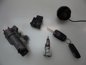 Used Set of cylinder locks (complete) Skoda Fabia II Combi 1.4 TDI 80 Price € 35,00 Margin scheme offered by Autobedrijf Broekhuis B.V.
