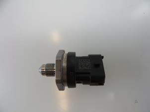 Used Fuel pressure sensor Ford C-Max (DXA) 1.0 Ti-VCT EcoBoost 12V 125 Price € 15,00 Margin scheme offered by Autobedrijf Broekhuis B.V.