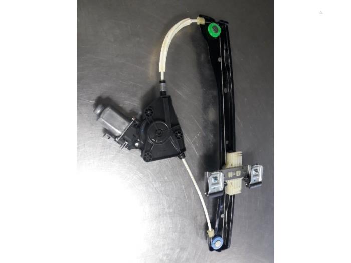 Window mechanism 4-door, front right from a Seat Mii 1.0 12V 2012