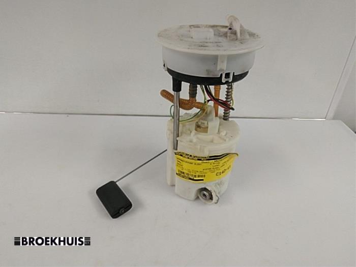 Gebrauchte Kraftstoffpumpe Elektrisch Opel Agila (B) 1.2 16V Preis € 30,00 Margenregelung angeboten von Autobedrijf Broekhuis B.V.