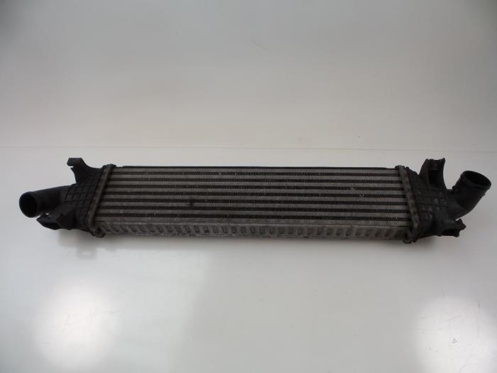 Usados Intercooler Ford Focus 2 Wagon 1.6 TDCi 16V 110 Precio € 25,00 Norma de margen ofrecido por Autobedrijf Broekhuis B.V.