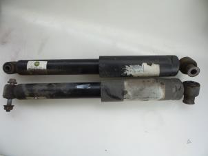 Used Shock absorber kit Ford Transit 2.2 TDCi 16V Price € 48,40 Inclusive VAT offered by Autobedrijf Broekhuis B.V.
