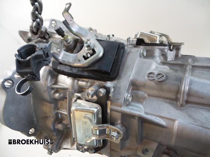 Gearbox from a Lexus IS (E3) 300h 2.5 16V 2013