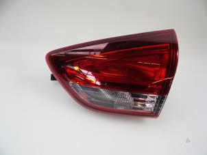 Used Taillight, right Renault Clio IV Estate/Grandtour (7R) 0.9 Energy TCE 12V Price € 35,00 Margin scheme offered by Autobedrijf Broekhuis B.V.