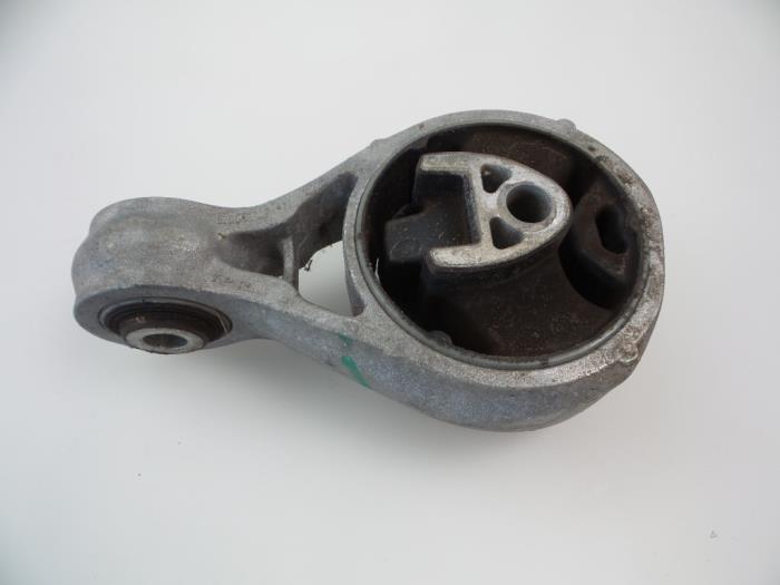 Used Engine mount Mini Countryman (R60) 1.6 16V One Price € 25,00 Margin scheme offered by Autobedrijf Broekhuis B.V.