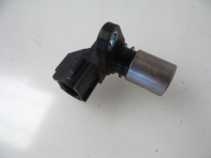 Begagnade Vevaxelsensor Volvo C70 (MC) 2.5 T5 20V Pris € 20,00 Marginaltabell erbjuds av Autobedrijf Broekhuis B.V.