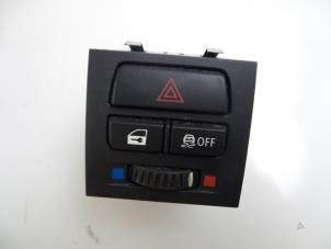 Used Panic lighting switch BMW 3 serie Touring (E91) 318i 16V Price € 25,00 Margin scheme offered by Autobedrijf Broekhuis B.V.