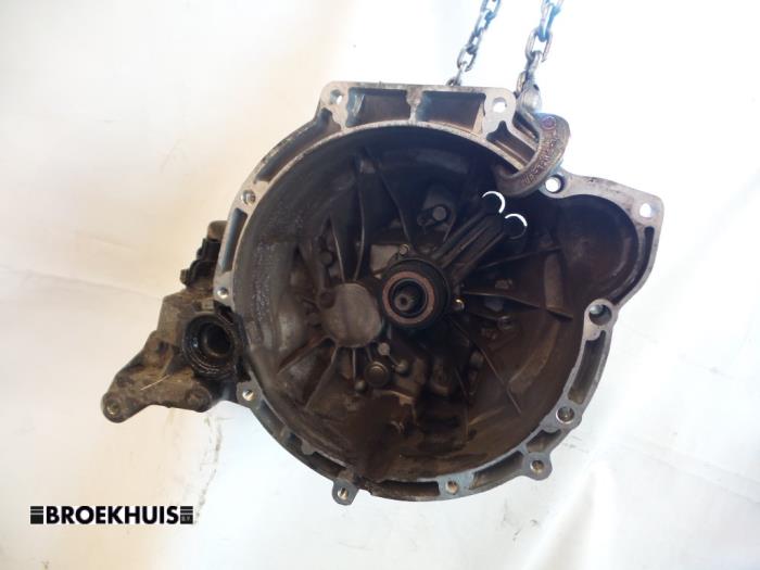 Usagé Boîte de vitesse Ford Focus 1 1.6 16V Prix sur demande proposé par Autobedrijf Broekhuis B.V.