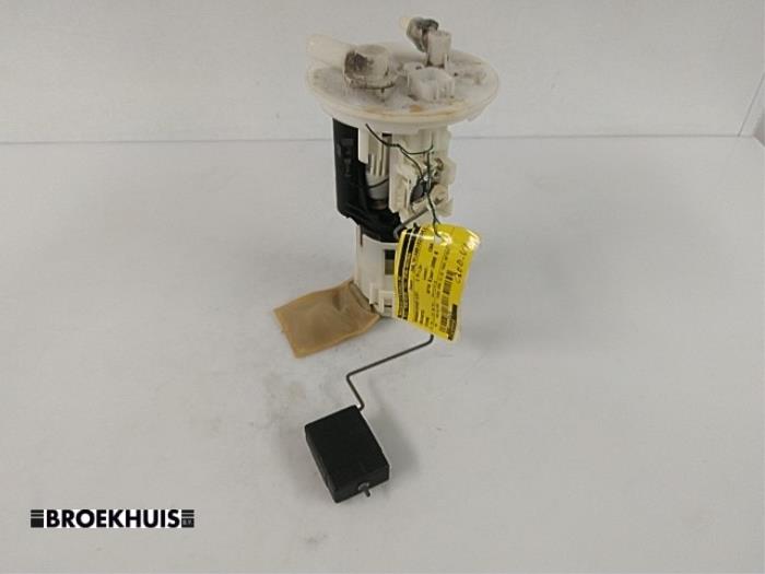Usagé Pompe à carburant Daihatsu Cuore (L251/271/276) 1.0 12V Prix € 20,00 Règlement à la marge proposé par Autobedrijf Broekhuis B.V.