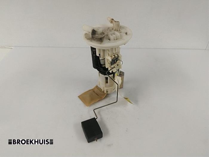 Usagé Pompe à carburant Daihatsu Cuore (L251/271/276) 1.0 12V Prix € 20,00 Règlement à la marge proposé par Autobedrijf Broekhuis B.V.