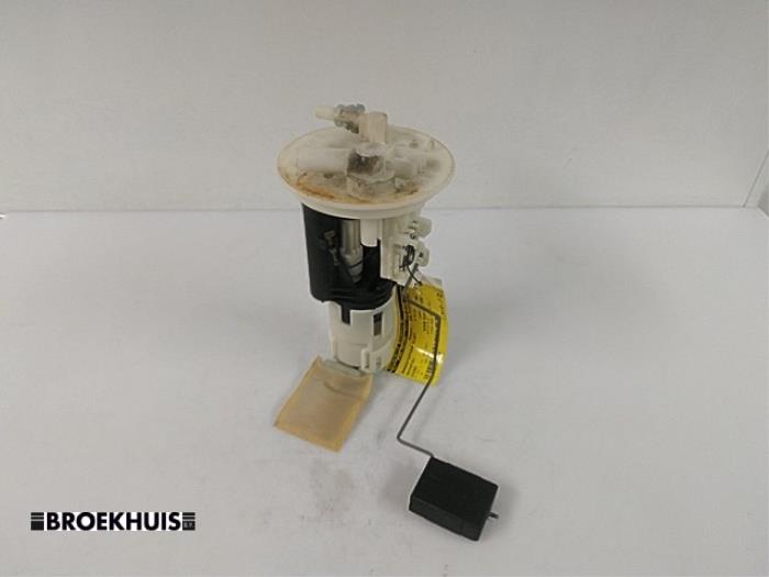 Usagé Pompe à carburant Daihatsu Cuore (L251/271/276) 1.0 12V Prix € 25,00 Règlement à la marge proposé par Autobedrijf Broekhuis B.V.