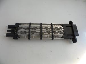 Used Heating element Citroen C4 Picasso (UD/UE/UF) 1.6 HDi 16V 110 Price € 25,00 Margin scheme offered by Autobedrijf Broekhuis B.V.
