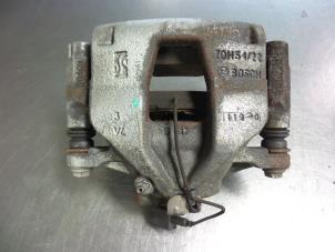 Used Front brake calliper, left Fiat Punto Evo (199) 1.3 JTD Multijet 85 16V Euro 5 Price € 35,00 Margin scheme offered by Autobedrijf Broekhuis B.V.