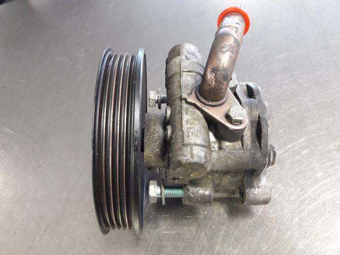 Power steering pump Volkswagen Passat Variant 1.8 Turbo 20V