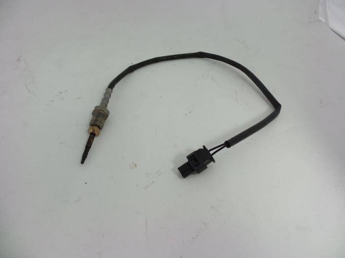 Gebrauchte Auspuff Temperatursensor BMW 1 serie (E81) 118d 16V Preis € 25,00 Margenregelung angeboten von Autobedrijf Broekhuis B.V.