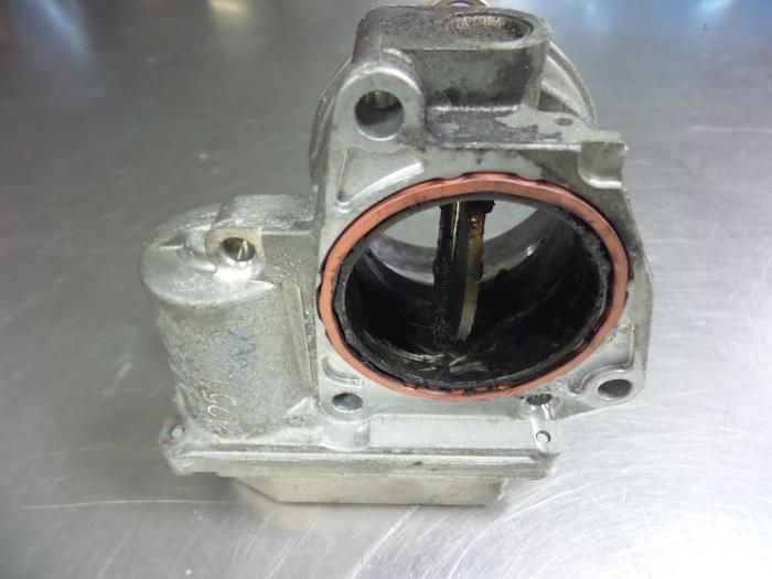 Throttle body Volkswagen Jetta III 1.9 TDI 03G128063 BXE SIEMENS