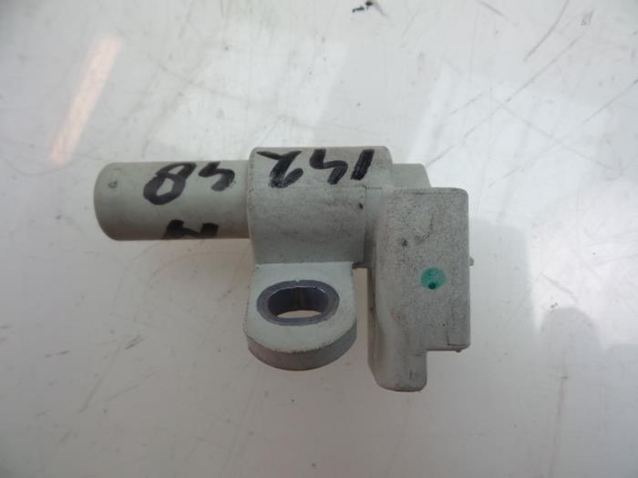 Begagnade Kamaxelsensor Fiat Scudo (270) 2.0 D Multijet Pris € 12,10 Inklusive moms erbjuds av Autobedrijf Broekhuis B.V.