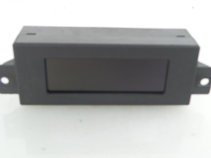 Begagnade Innerdisplay Opel Vivaro 1.9 DI Pris € 30,25 Inklusive moms erbjuds av Autobedrijf Broekhuis B.V.