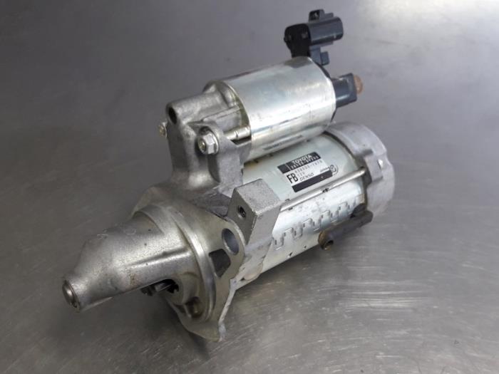 Begagnade Startmotor Toyota Yaris III (P13) 1.33 16V Dual VVT-I Pris € 50,00 Marginaltabell erbjuds av Autobedrijf Broekhuis B.V.