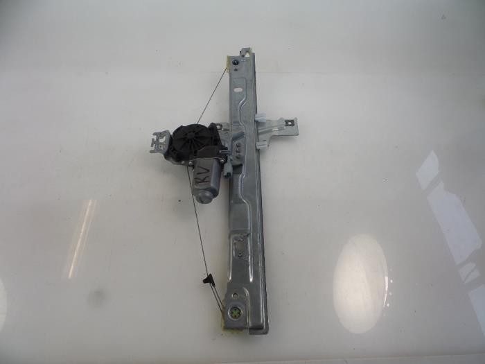Window mechanism 4-door, front right from a Peugeot 207 SW (WE/WU) 1.6 HDi 16V 2008